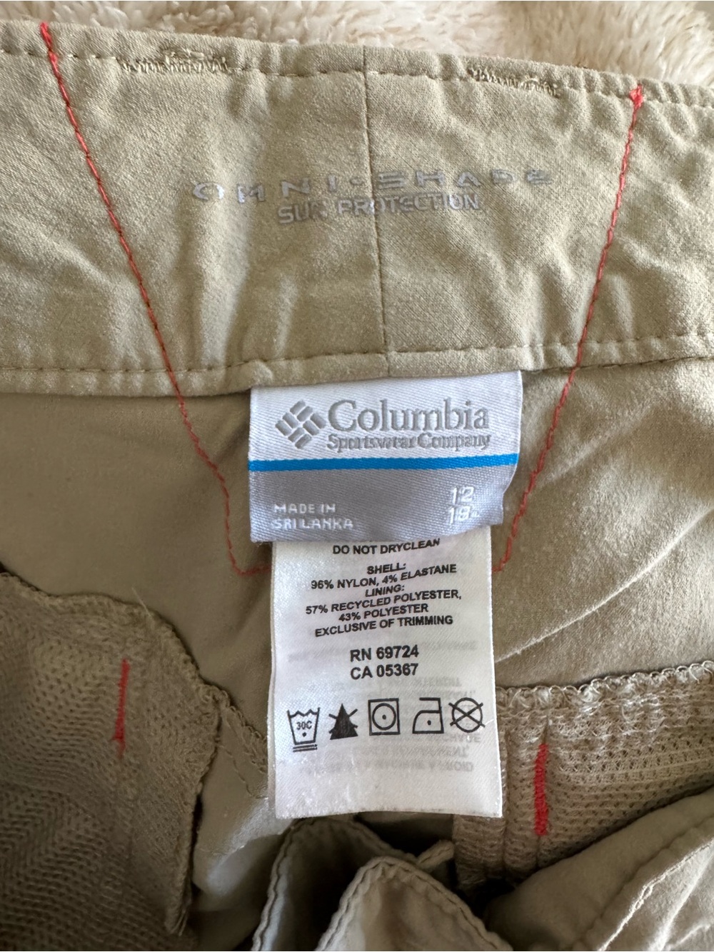 Columbia Women's Tan Capris with Red Zip Accent - Picture 6 of 6